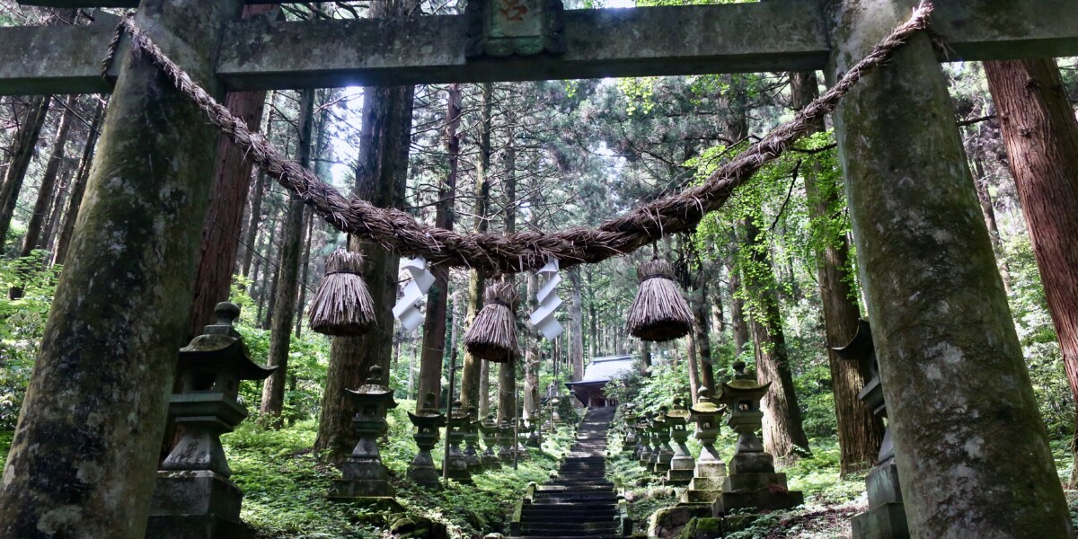 Kamishikimikumanoimasu Shrine